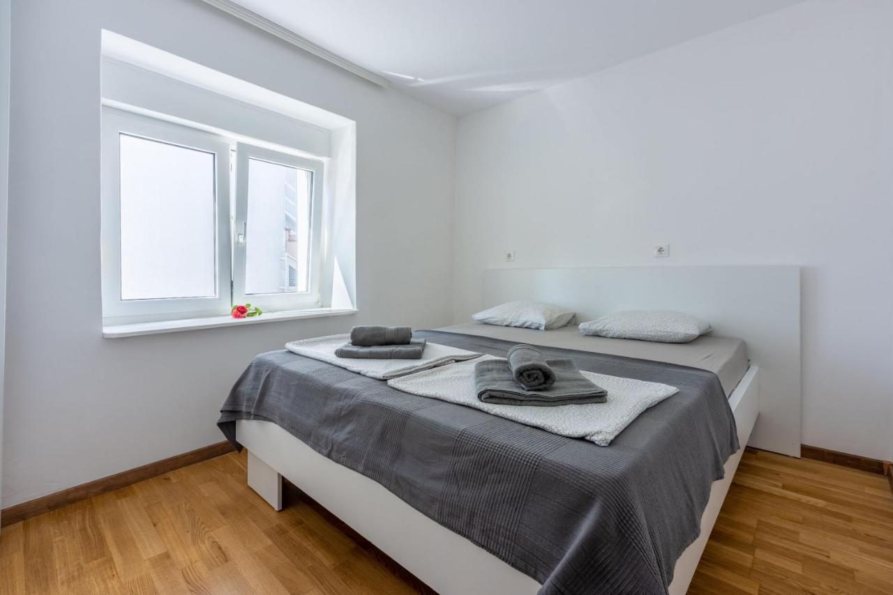 Apartment Robert Crikvenica Extérieur photo