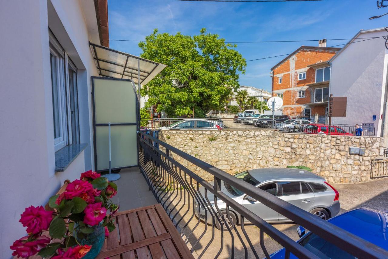 Apartment Robert Crikvenica Extérieur photo