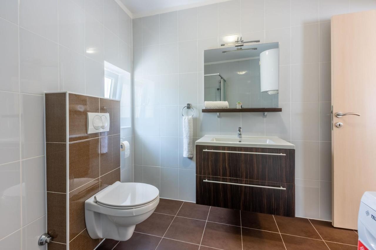 Apartment Robert Crikvenica Extérieur photo